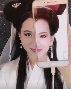 李小璐爆料赵丽颖视频是真的吗,李小璐爆料赵丽颖视频真实性揭秘 第2张 李小璐爆料赵丽颖视频是真的吗,李小璐爆料赵丽颖视频真实性揭秘 第2张